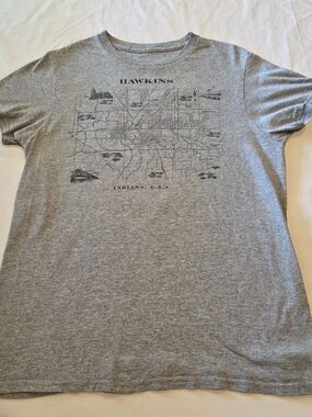 Women's Stranger Things Hawkins Map Gray Graphic Crewneck T-Shirt